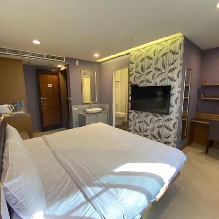 Love Hotel Pingtung Экстерьер фото