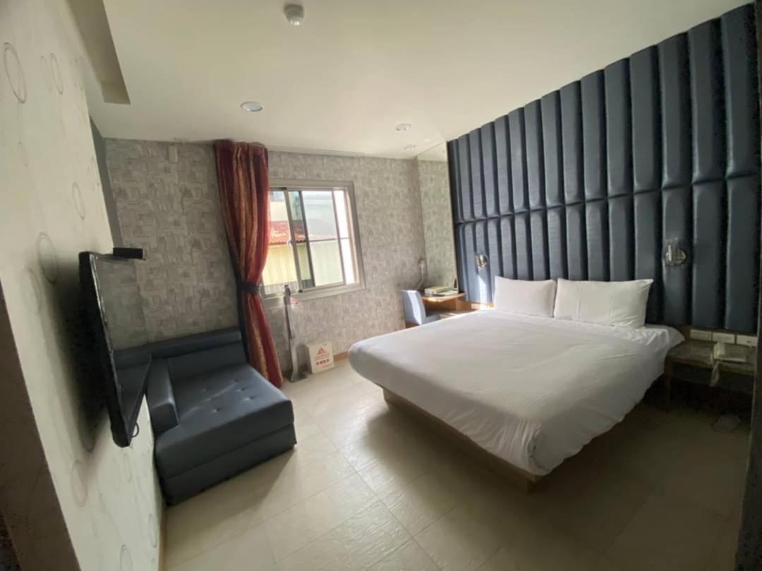 Love Hotel Pingtung Экстерьер фото