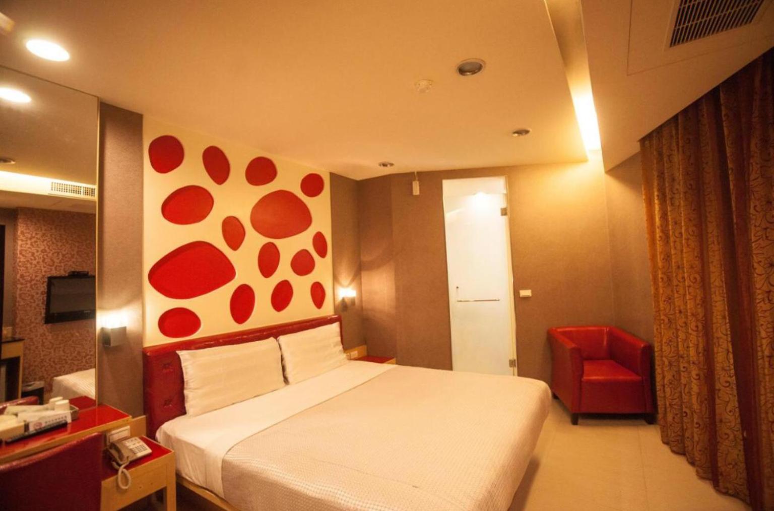 Love Hotel Pingtung Экстерьер фото