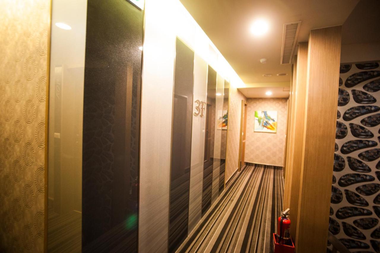 Love Hotel Pingtung Экстерьер фото